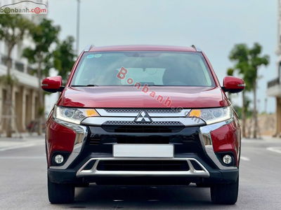Xe Mitsubishi Outlander 2.0 CVT 2020