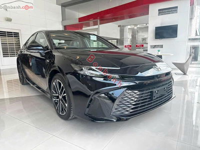 Xe Toyota Camry 2.5 HEV Top 2025