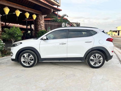 Hyundai Tucson 2018 2.0 AT Spec - 98000 km