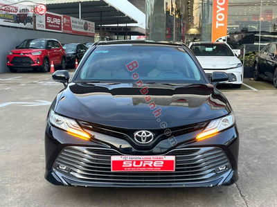 Xe Toyota Camry 2.5Q 2021