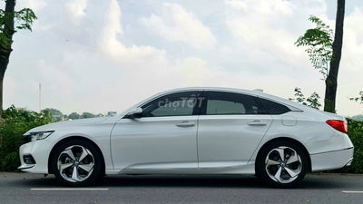 Honda Accord 2022 1.5 Turbo - 31000 km