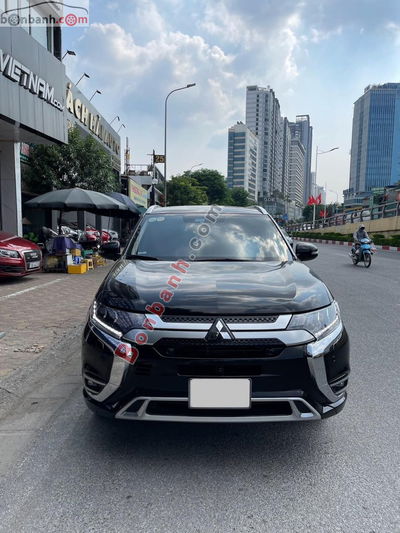 Xe Mitsubishi Outlander Premium 2.0 CVT 2022