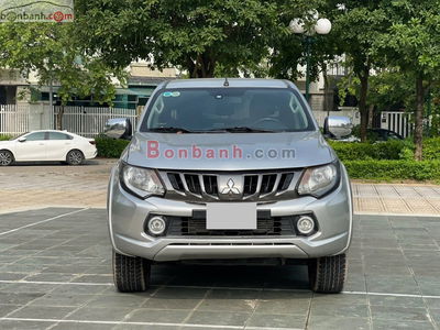 Xe Mitsubishi Triton 4x4 AT Mivec 2017
