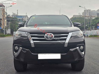 Xe Toyota Fortuner 2.7V 4x2 AT 2017