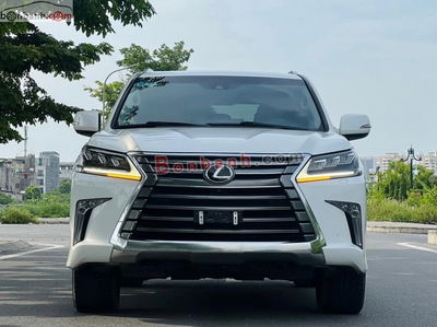 Xe Lexus LX 570 2016