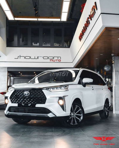 Toyota Veloz TOP Sản xuất 2024 bản top 30.000 KM