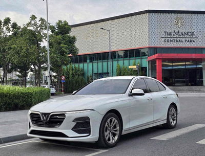 VinFast Lux A2.0 2019 Plus 2.0 AT - 65000 km