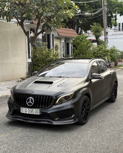 Mercedes Benz GLA Class 2014 - 90000 km