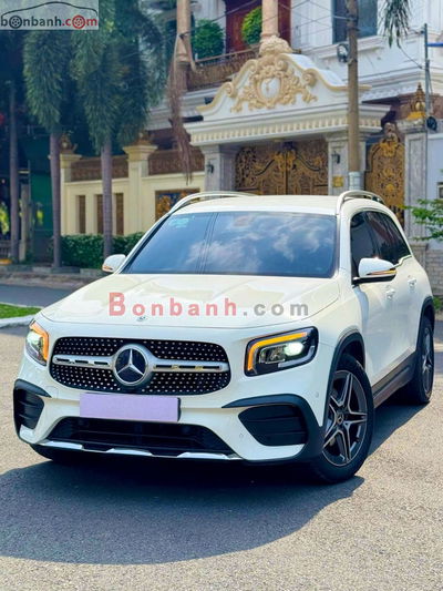 Xe Mercedes Benz GLB 200 AMG 2022