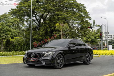 Xe Mercedes Benz C class C300 AMG 2019
