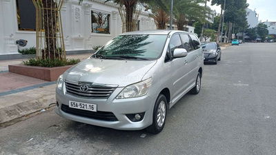 2013 V - 142000 km