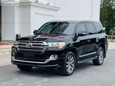 Xe Toyota Land Cruiser VX 4.6 V8 2017