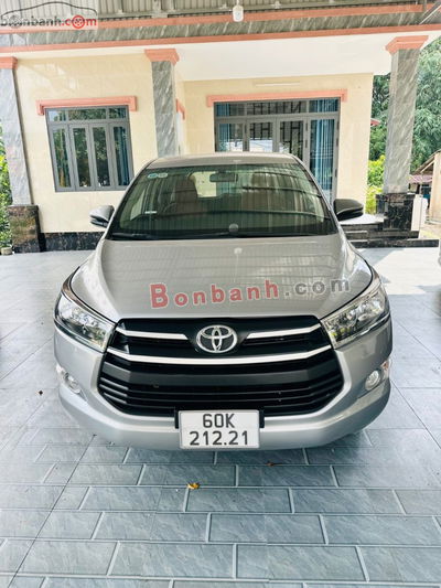 Xe Toyota Innova 2.0E 2018