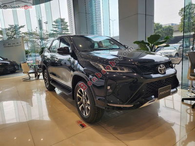 Xe Toyota Fortuner Legender 2.4L 4x2 AT 2025