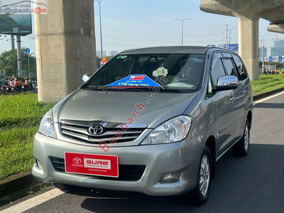 Xe Toyota Innova GSR 2011