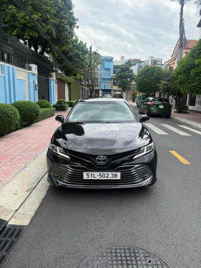 Toyota Camry 2.0 G đời cuối 2021