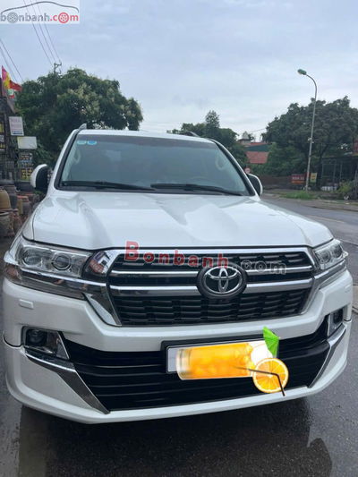 Xe Toyota Land Cruiser VX 4.6 V8 2016