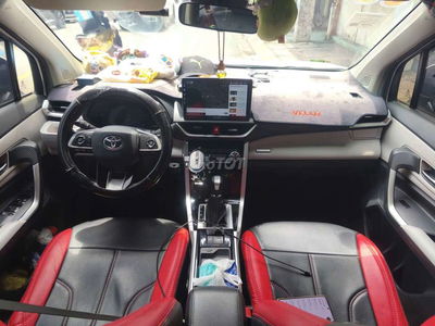 Xe 7 chô. Velot.2022.mau đã lan banhtrắng