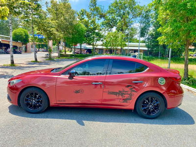 Mazda 3 2016 1.5 AT Sedan - 109000 km