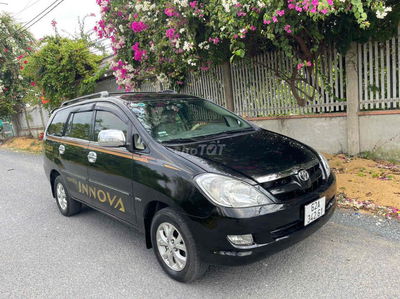 Toyota Innova 2007 J