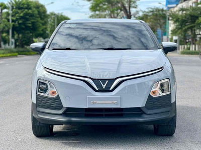 VF5 BẠN CHỈ CHẠY 