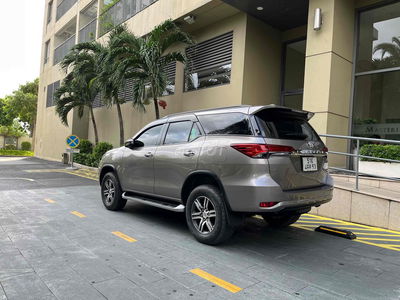 Toyota Fortuner 2022 2.4 4x2 AT - 54404 km