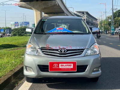 Xe Toyota Innova GSR 2011