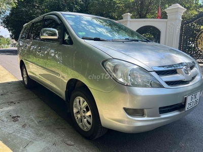 Toyota Innova 2006 G - 150000 km