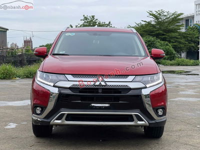 Xe Mitsubishi Outlander Premium 2.0 CVT 2021