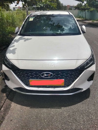 Hyundai Accent 2023 1.4 AT - 60000 km