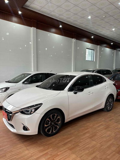 Mazda 2 2022 1.5L AT Standard - 60000 km