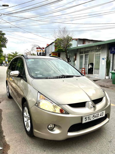 Mitsubishi Grandis 2009 2.4 Mivec - 110000 km