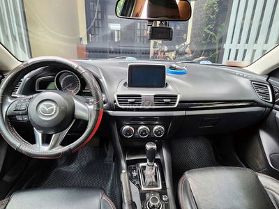 Mazda 3 2016 1.5 AT Sedan - 79000 km