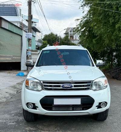 Xe Ford Everest 2.5L 4x2 AT 2015