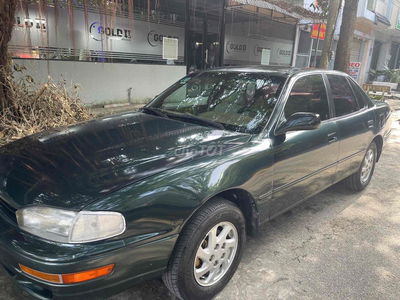 Toyota Camry 1995 số sàn