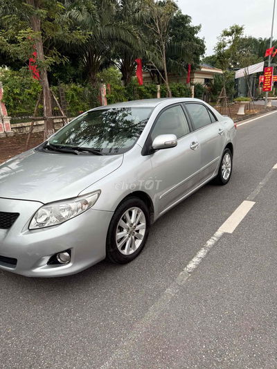 Toyota Corolla Altis 2009 2.0V - 200000 km