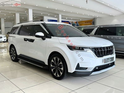 Xe Kia Carnival Luxury 2.2D 2024
