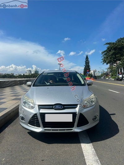 Xe Ford Focus Titanium 2.0 AT 2013