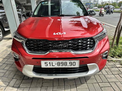 Kia Sonet 2023 Premium 1.5 AT - 16000 km