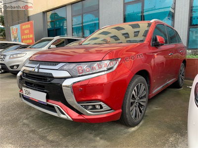 Xe Mitsubishi Outlander Premium 2.0 CVT 2022