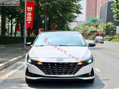Xe Hyundai Elantra 1.6 AT Đặc biệt 2022