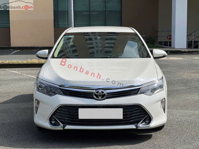 Xe Toyota Camry 2.0E 2018