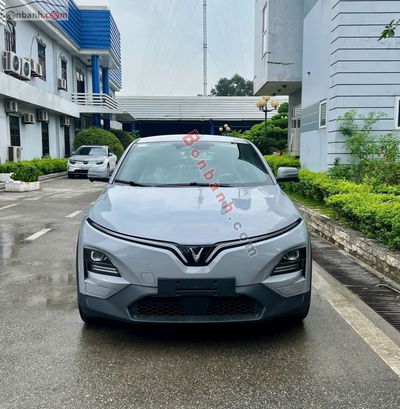 Xe VinFast VF6 Plus 2025