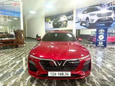 Xe VinFast Lux A 2.0 Tiêu chuẩn 2022