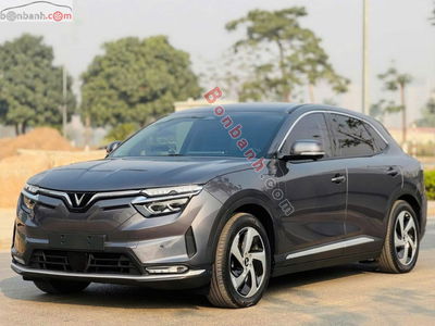 Xe VinFast VF8 Eco AWD 2023
