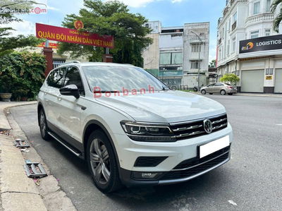 Xe Volkswagen Tiguan Allspace 2023