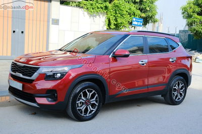 Xe Kia Seltos Deluxe 1.4 AT 2023