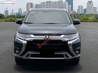 Xe Mitsubishi Outlander 2.0 CVT 2022