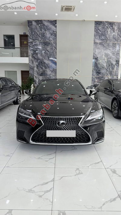 Xe Lexus LS 500h 2025