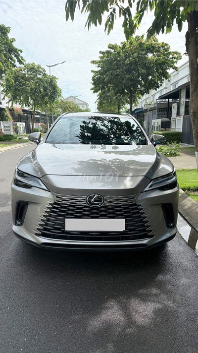 Lexus RX350 Premium Sản xuất 2024,lăn bánh 1V km.